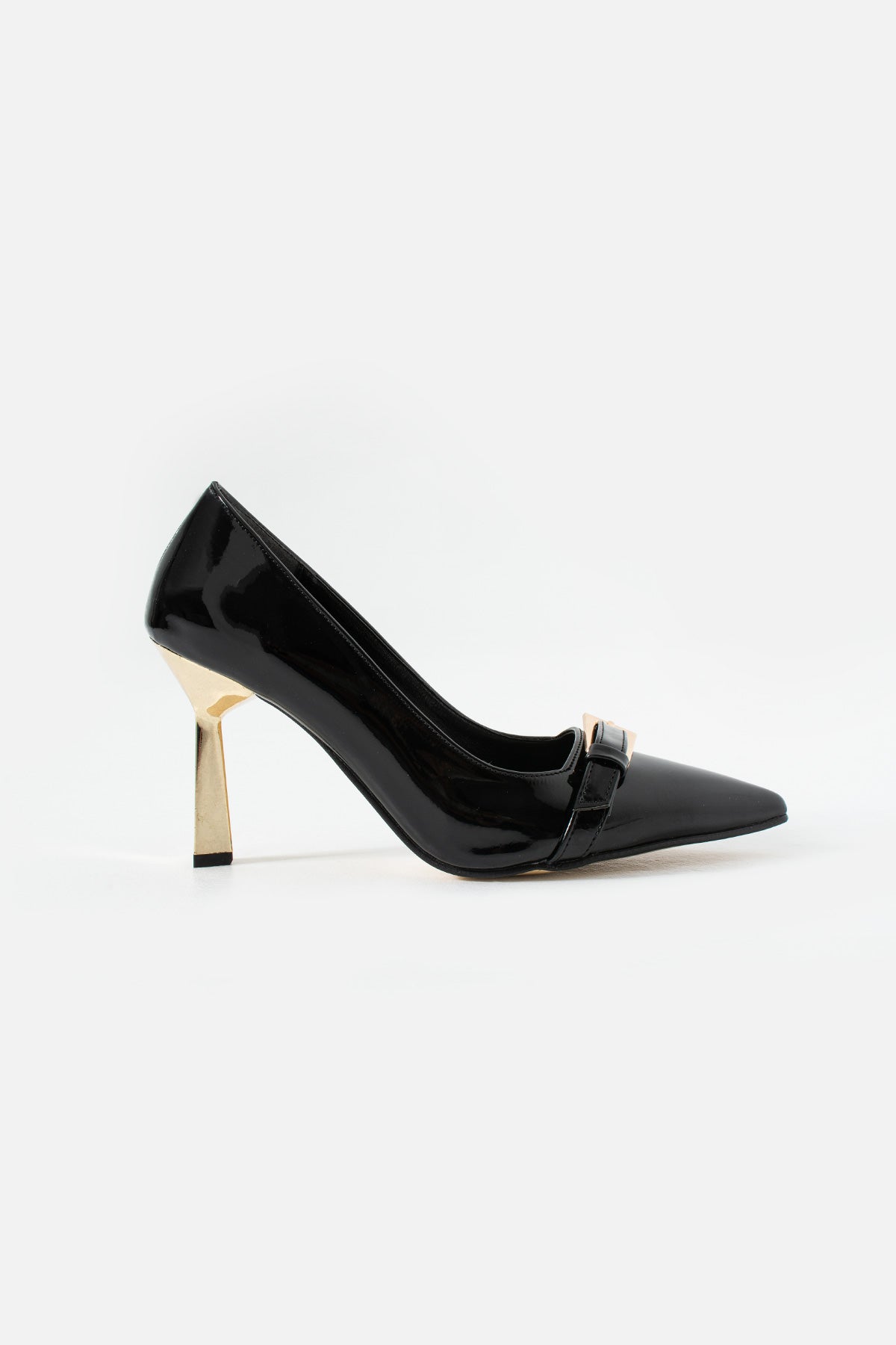 Patent Heel 9 cm with Gold Detailed Buckle Accessory