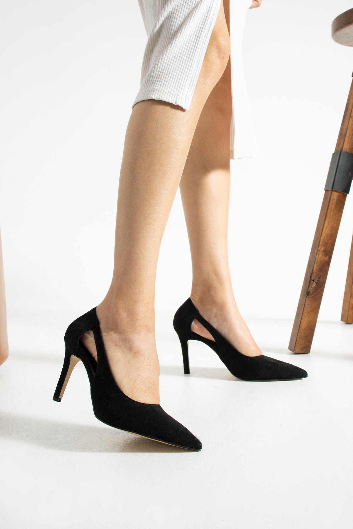 Women's Pointed Toe Calfskin Suede Heeled Shoes 9 cm Comfortable