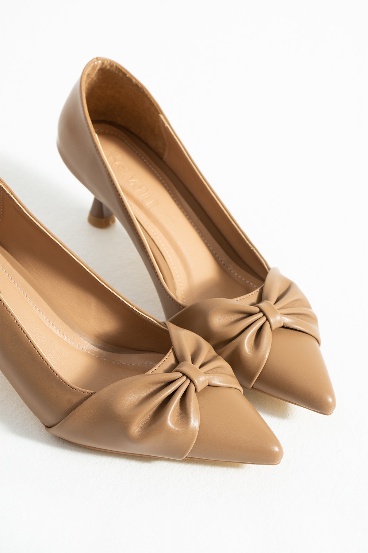 Bow Detailed Kitten Heeled Shoes 5 cm Comfortable