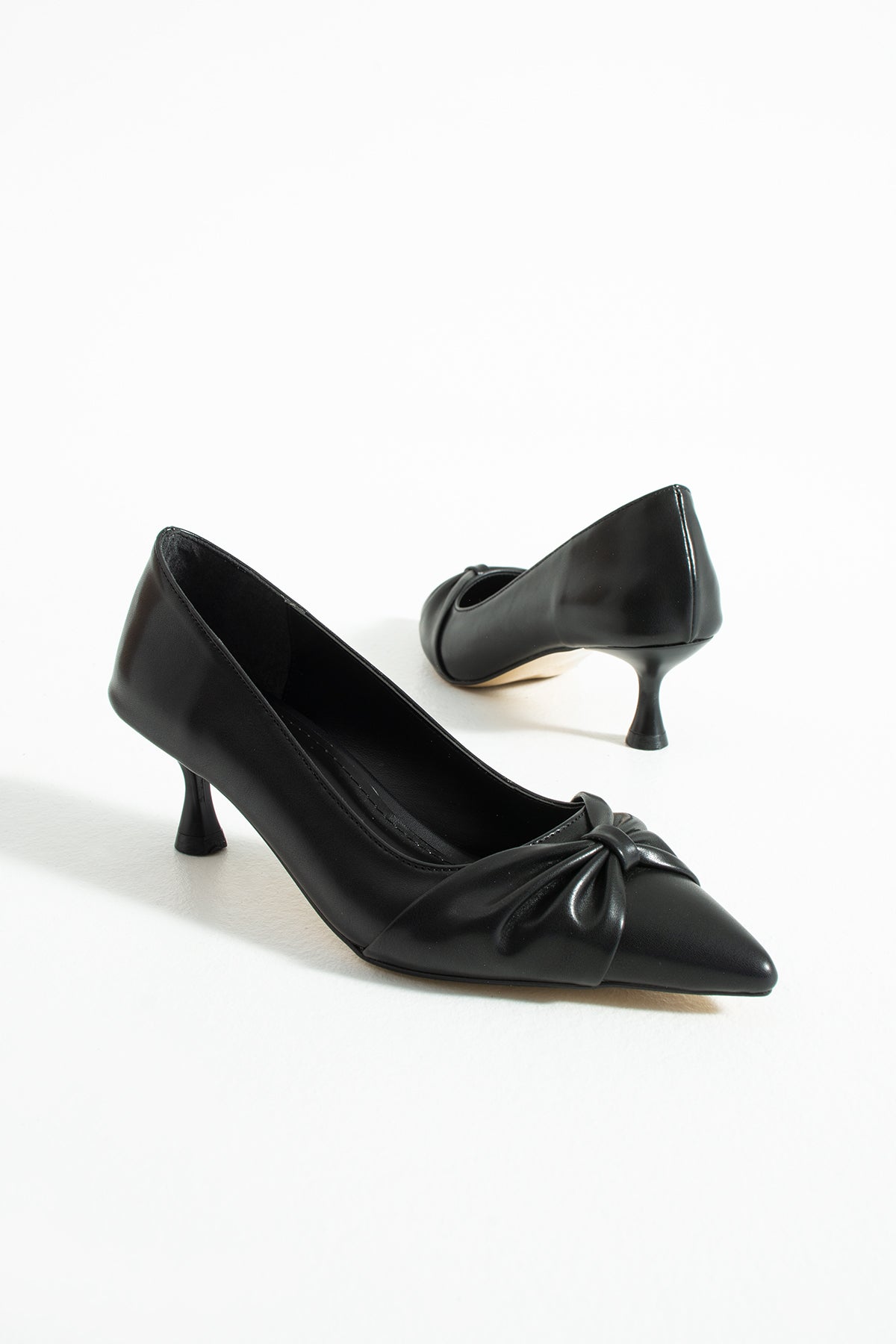 Bow Detailed Kitten Heeled Shoes 5 cm Comfortable