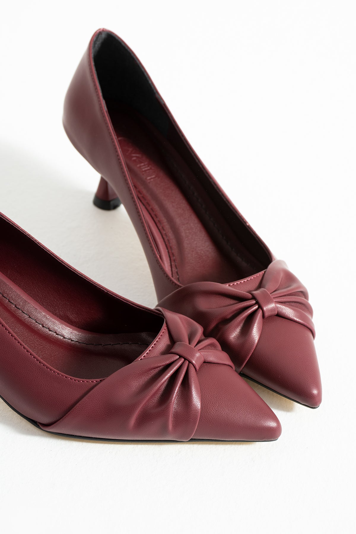 Bow Detailed Kitten Heeled Shoes 5 cm Comfortable