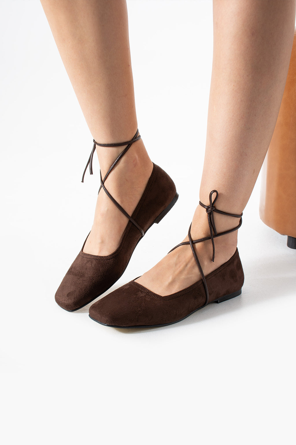 Ela Bağcıklı Balerina