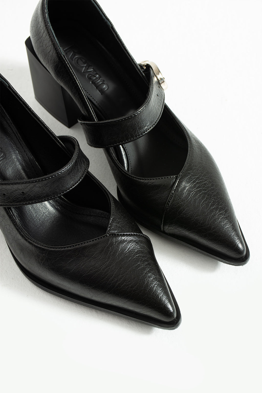 Sivri Burun Topuklu Ayakkabı 6cm - Mary Jane Tarzı