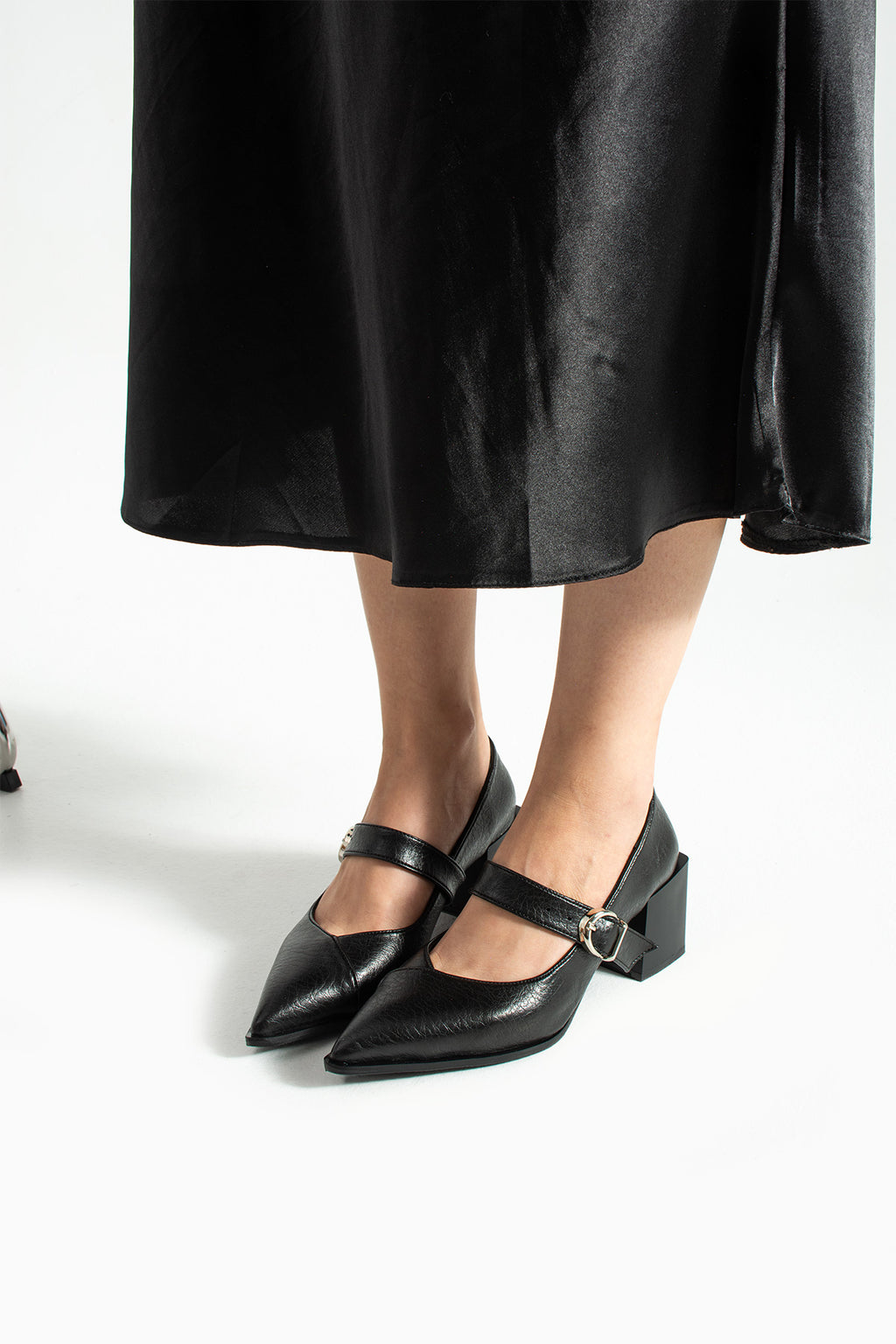 Sivri Burun Topuklu Ayakkabı 6cm - Mary Jane Tarzı