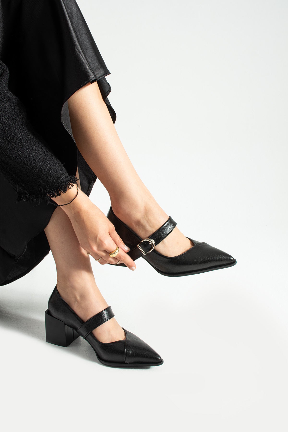 Sivri Burun Topuklu Ayakkabı 6cm - Mary Jane Tarzı