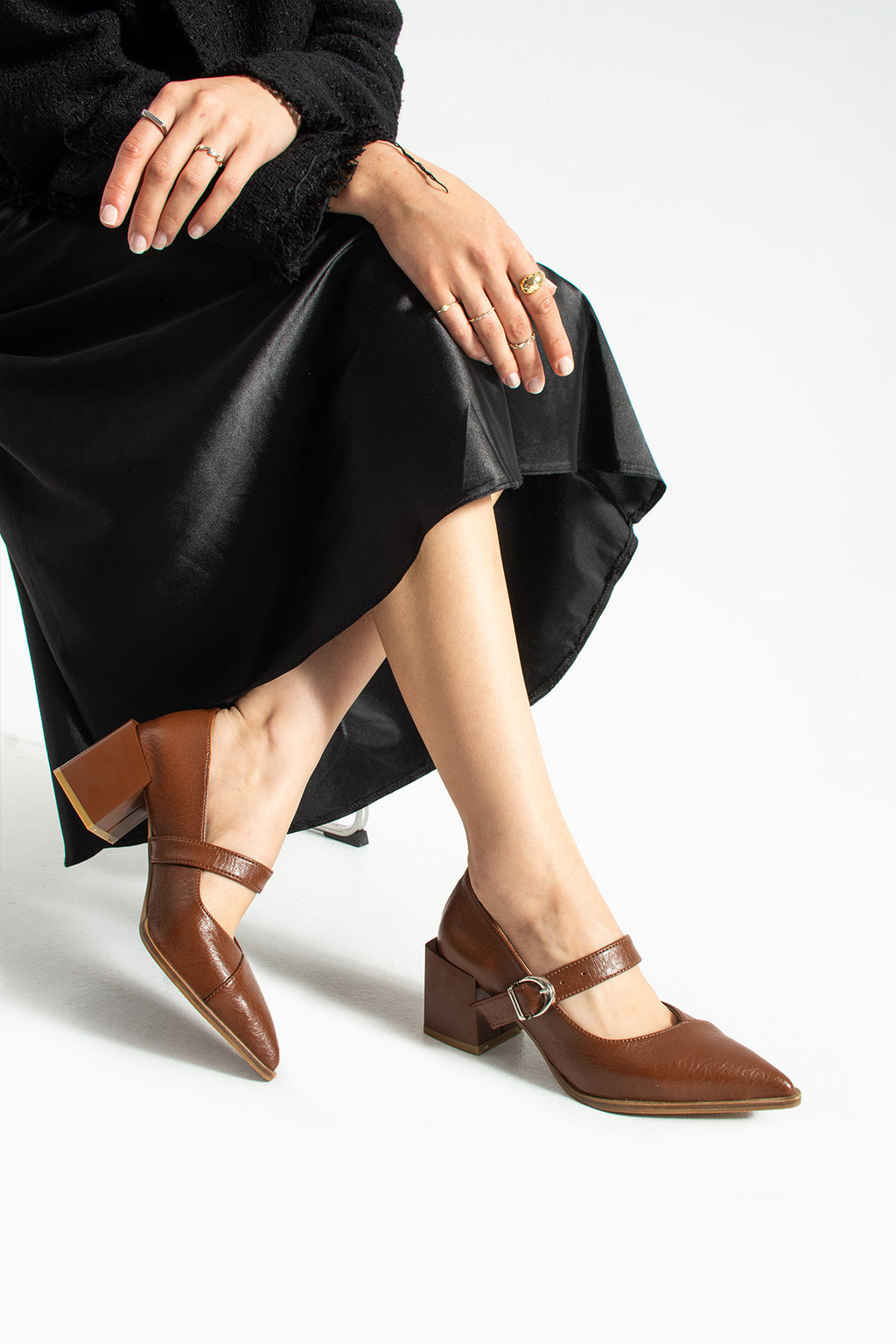 Sivri Burun Topuklu Ayakkabı 6cm - Mary Jane Tarzı