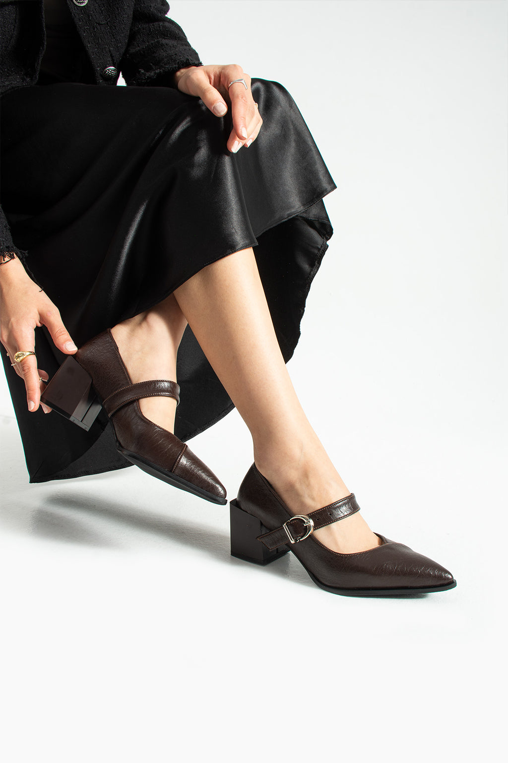 Sivri Burun Topuklu Ayakkabı 6cm - Mary Jane Tarzı