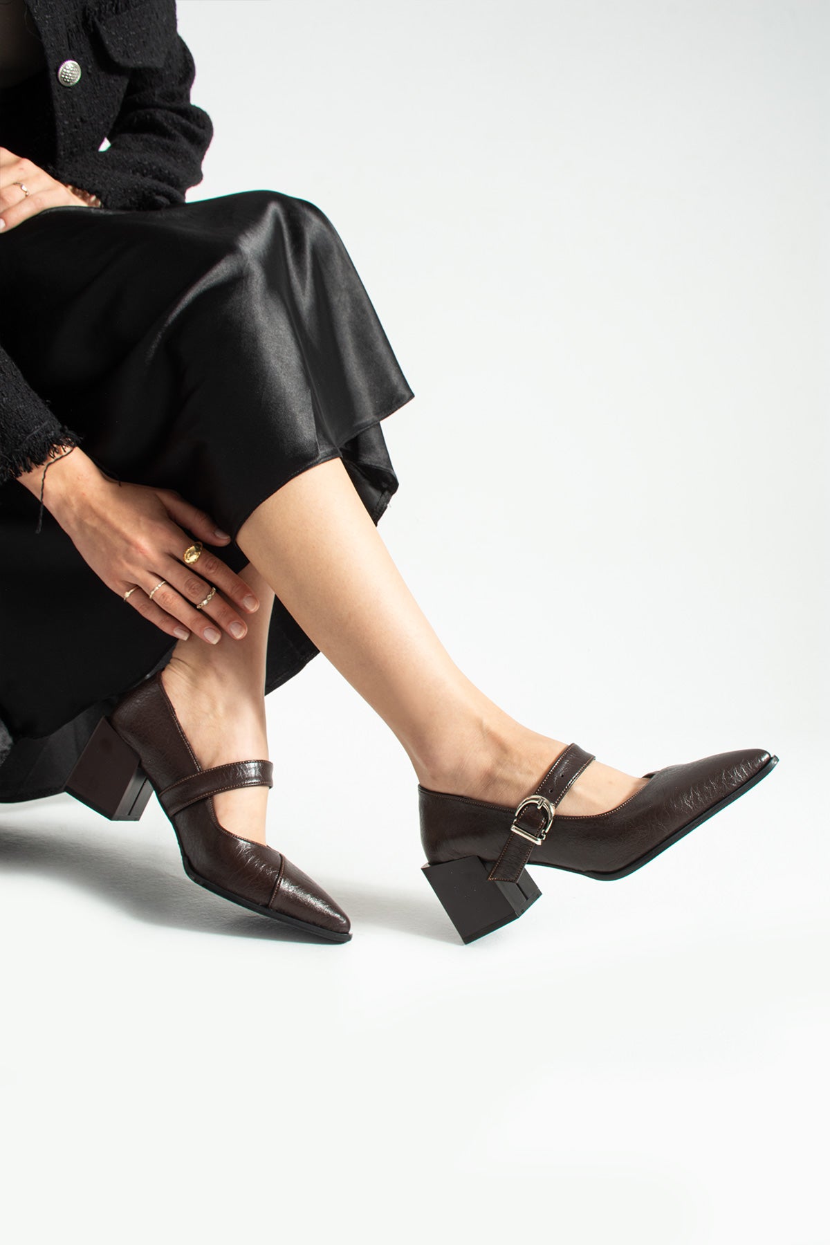 Sivri Burun Topuklu Ayakkabı 6cm - Mary Jane Tarzı