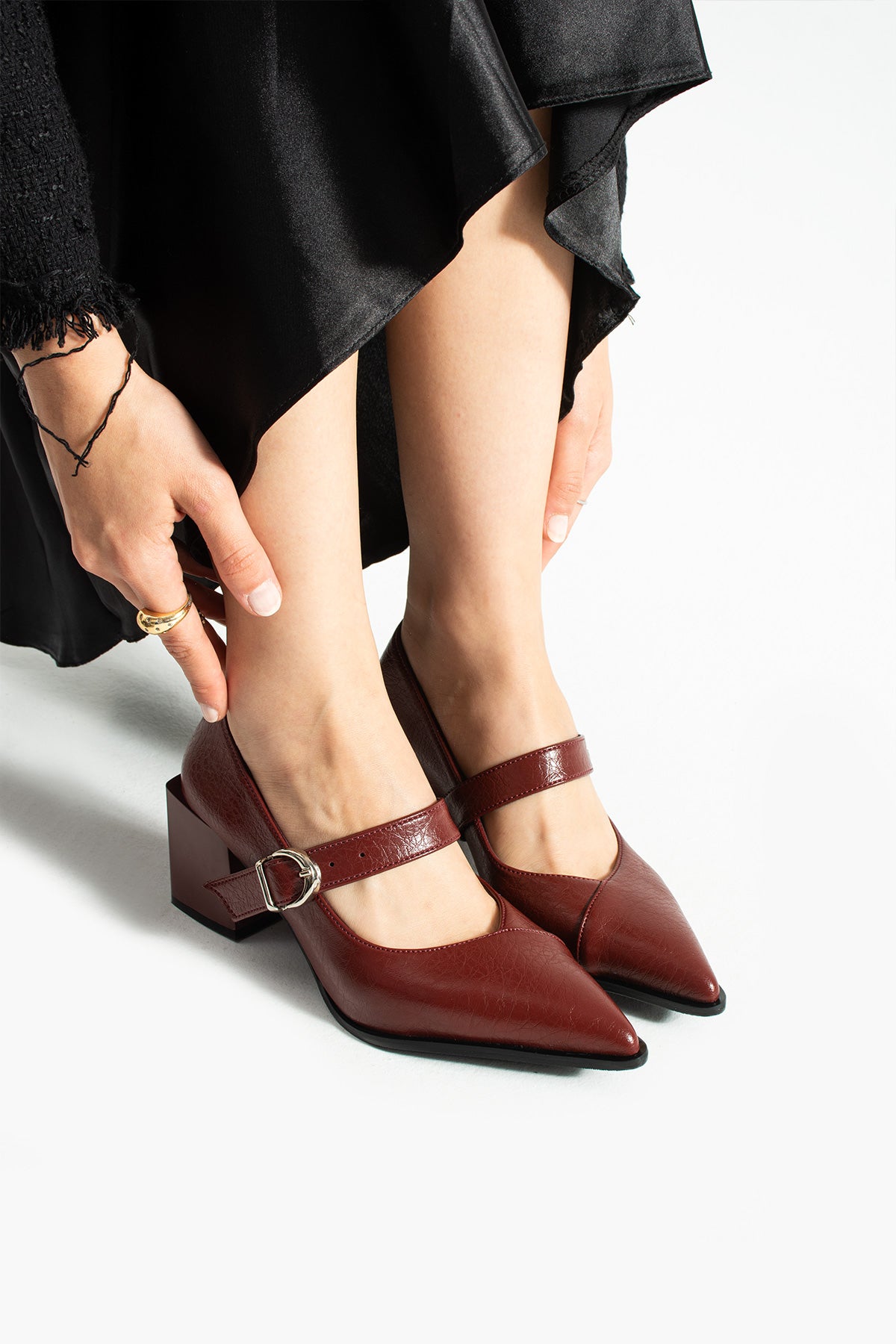 Sivri Burun Topuklu Ayakkabı 6cm - Mary Jane Tarzı