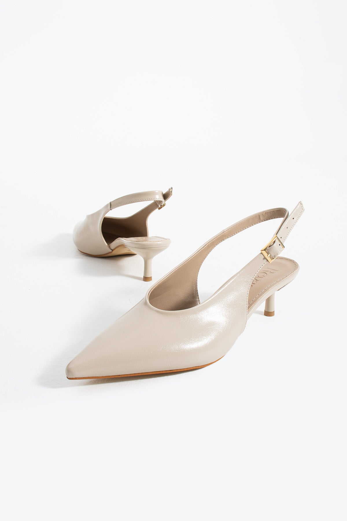 Mira Slingback