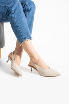 Vera Slingback