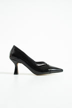 Çapraz Bantlı Şık Patent Topuklu Ayakkabı 7 cm